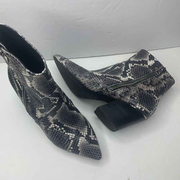 All Saints Aster Gray Snake Print Leather Western Ankle Boots Women’s SZ 36/5.5 - Picture 3 of 12